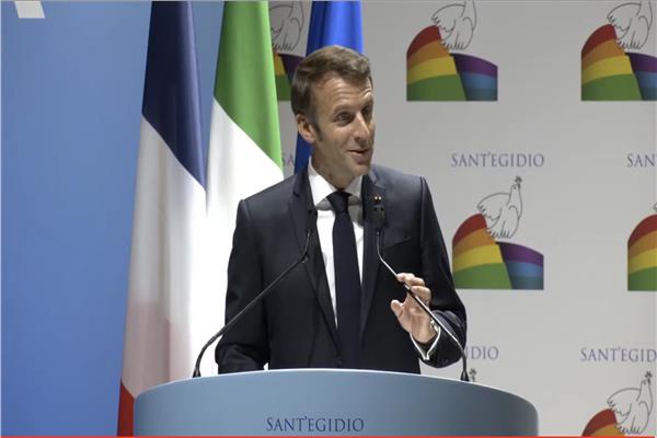 كلمة الرئيس الفرنسي أمام مؤتمر من أجل السلام في إيطاليا