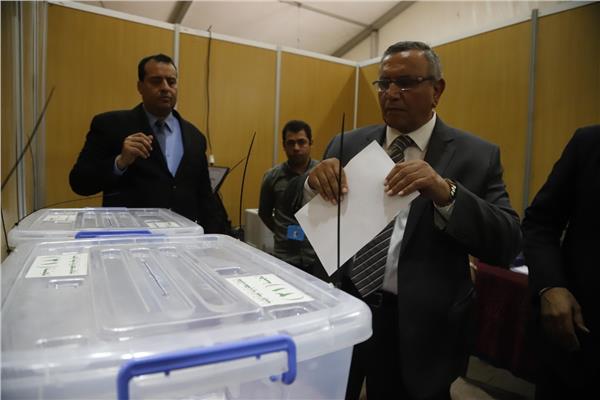 رئيس الوفد يتفقد سير العملية الانتخابية للهيئة العليا
