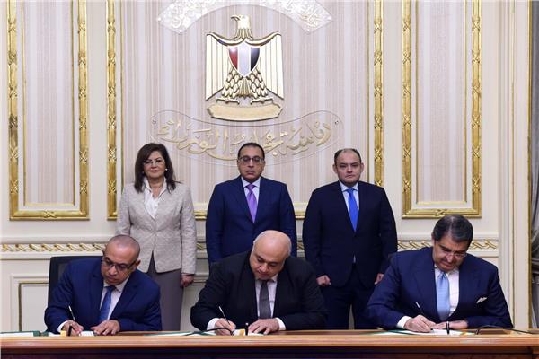 رئيس الوزراء يشهد مراسم توقيع بروتوكول إنشاء منصة مصر الصناعية الرقمية