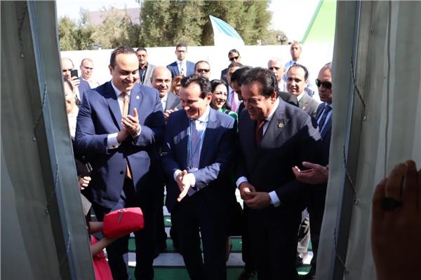 وزير الصحة يفتتح المستشفى الميداني بمدينة شرم الشيخ