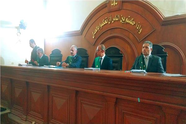 هيئة المحكمة برئاسة المستشار ياسر الوصيف