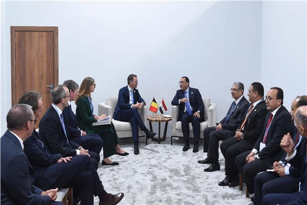 رئيس الوزراء يلتقي ممثلي تحالف بلجيكي