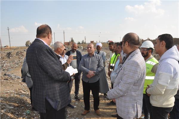 سكرتير عام بني سويف يتفقد أعمال تطوير مصنع تدوير القمامة