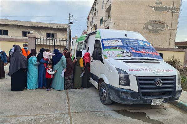  قافلة طبية مجانية بقرية بلقطر 