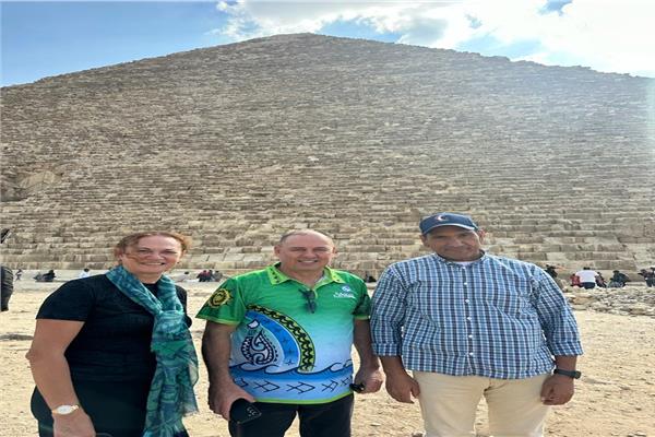  رئيس جمهورية جزر الكوك يزور الأهرامات والمتحف المصري بالتحرير