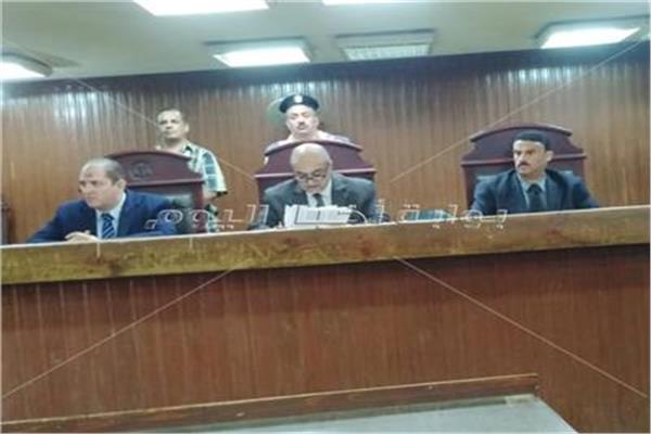 هيئة المحكمة برئاسة المستشار أيمن عفيفي سالم رئيس المحكمة