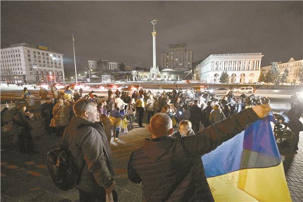 احتفالات فى شوارع كييف بعد انسحاب روسيا من خيرسون