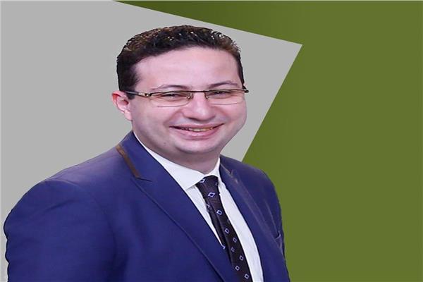  طبيب الكركمين أحمد أبو النصر