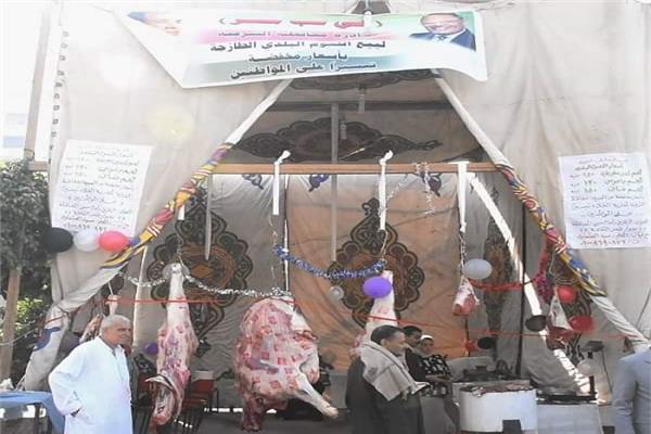  بيع اللحوم الطازجة بأسعار مخفضة للمواطنين بمدينة الزقازيق بالشرقية 