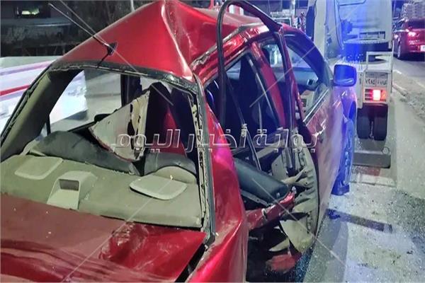 إصابة 4 أشخاص في حادث تصادم سيارة ملاكي بعامود إنارة في أسيوط 