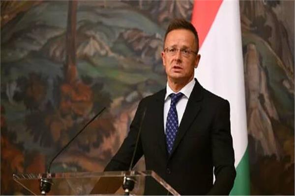 وزير الخارجية المجري بيتر سيارت