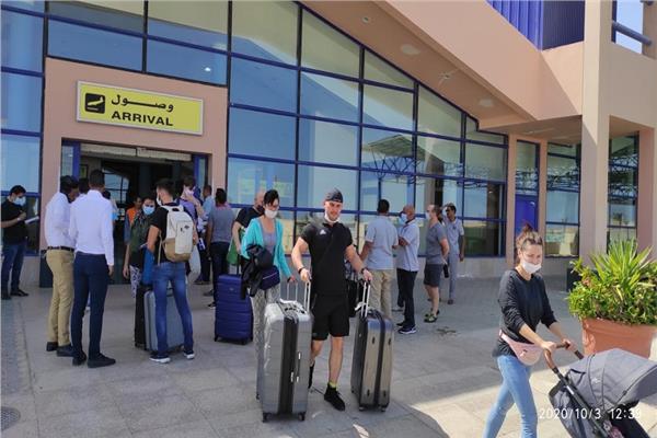 مطار مرسى علم يستقبل 70 رحلة دولية أسبوعيا