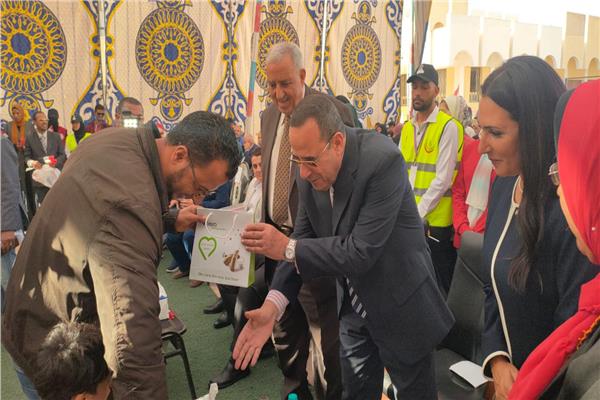  محافظ شمال سيناء يؤكد دعم جميع مؤسسات الدولة لذوى الاحتياجات الخاصة
