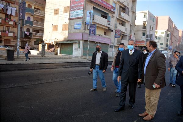 اللواء عبد الحميد الهجان محافظ القليوبية يتابع اعمال تطوير شارع فريد ندا بمدينة بنها