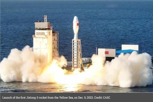الصين تنجح في إرسال 14 قمرًا صناعيًا إلى المدار