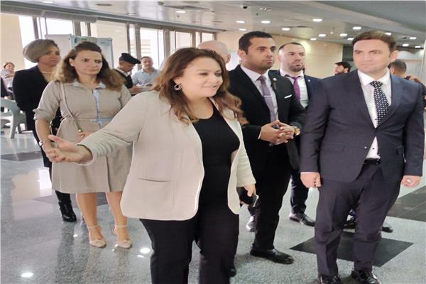 وزير خارجية مقدونيا يزور المتحف القومي للحضارة   