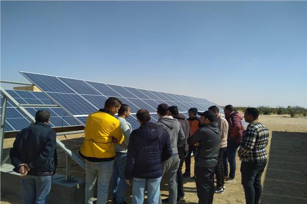  الدورة التدريبية لشباب الخريجين على  مهنة الطاقة الشمسية