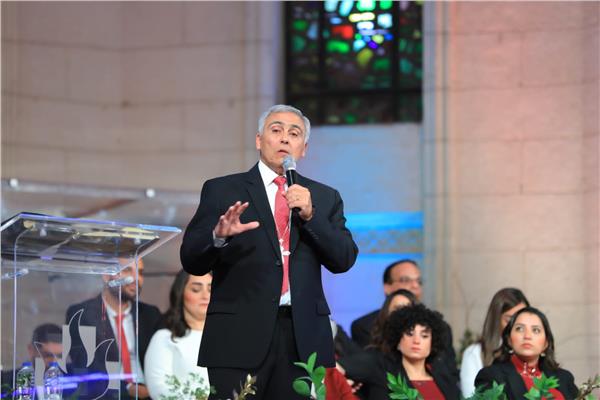  الدكتور القس جورج شاكر نائب رئيس الطائفة الإنجيلية بمصر