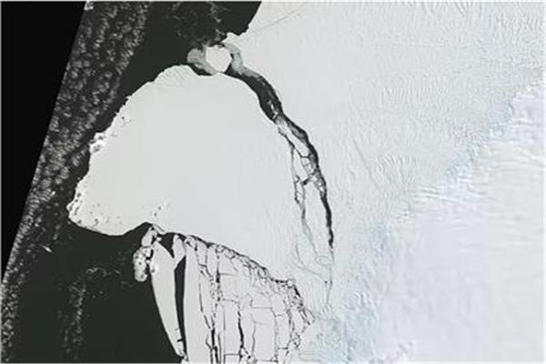 صورة ملتقطة للجرف الجليدي