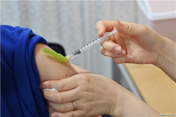 التطعيم بلقاح كورونا 