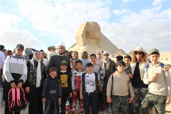 مديرية أوقاف القاهرة تنظم رحلة ترفيهية للأهرامات