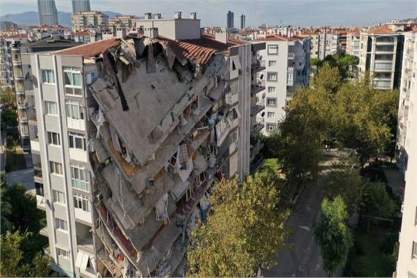زلزال تركيا يدمر عدد من المباني