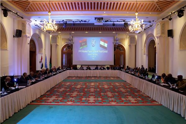 القاهرة تستضيف اجتماعات اللجنة العسكرية الليبية