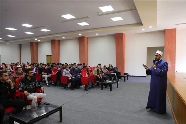 مركز الأزهر يختتم دورته التدريبية لشباب الجامعات في الغردقة 