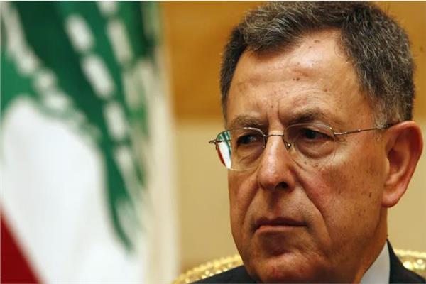 فؤاد السنيورة  رئيس الحكومة اللبنانية الأسبق