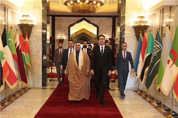 وصول عادل العسومي إلى بغداد للمشاركة في أعمال الاتحاد البرلماني العربي