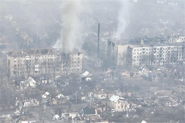 مشهد جوى يُظهر حجم الدمار فى مدينة باخموت مع تقدم القوات الروسية       