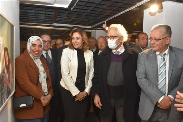 وزيرة الثقافة تشهد حفل إعلان جوائز "مؤسسة فاروق حسني للثقافة والفنون"