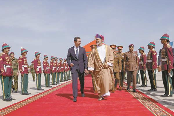 سلطان عمان هيثم بن طارق فى استقبال الرئيس السورى بشار الأسد
