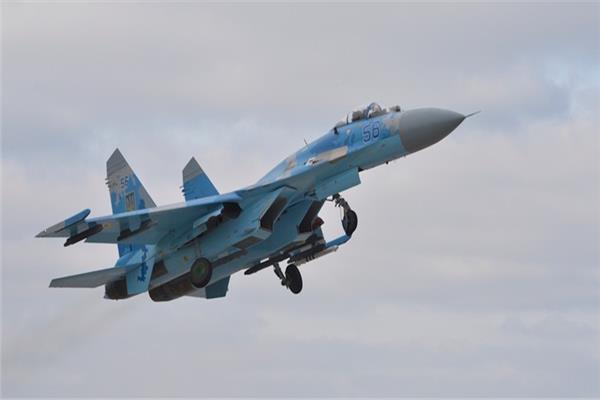 مقاتلة روسية من طراز Su-27