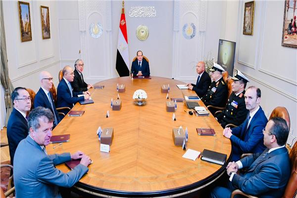 الرئيس عبد الفتاح السيسي خلال لقائه بتحالف الشركات العالمي