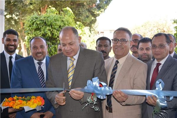 نائب رئيس جامعة الأزهر ومحافظ أسيوط يشهدان افتتاح حاضنة الأعمال التكنولوجية