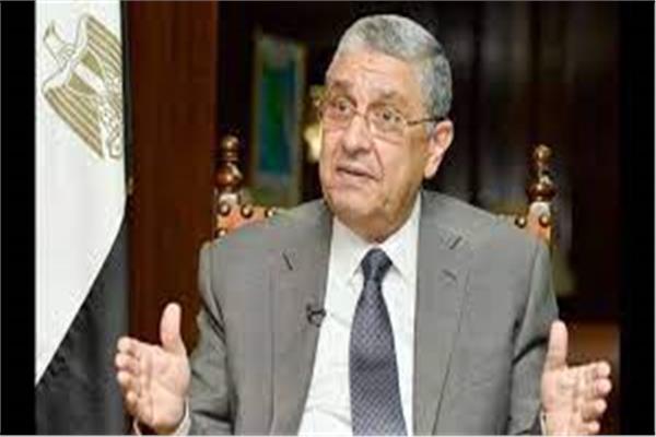  الدكتور محمد شاكر وزير الكهرباء والطاقة المتجددة