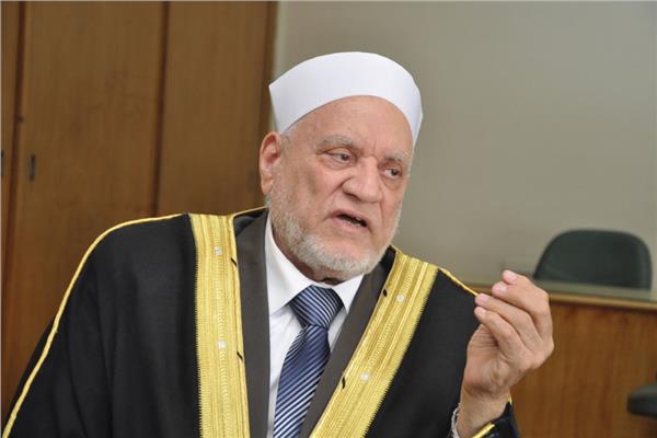 الدكتور أحمد عمر هاشم 