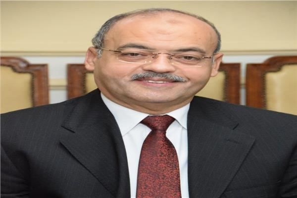 اللواء علي أشرف رئيس الشركة العامة لمخابز القاهرة الكبرى