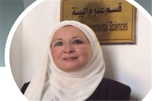 الدكتورة منال فوزي أحمد