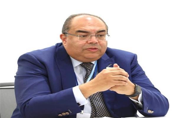 الدكتور محمود محيي الدين رائد المناخ للرئاسة المصرية