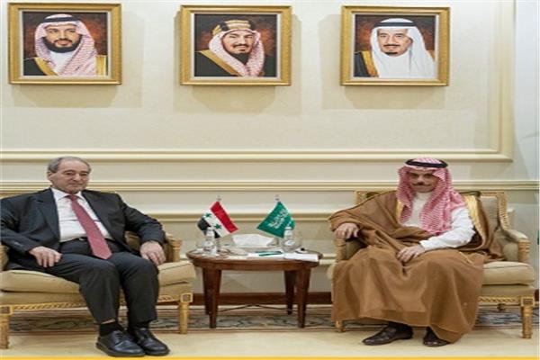 وزير الخارجية السوري الدكتور فيصل المقداد ونظيره السعودي الأمير فيصل بن فرحان 