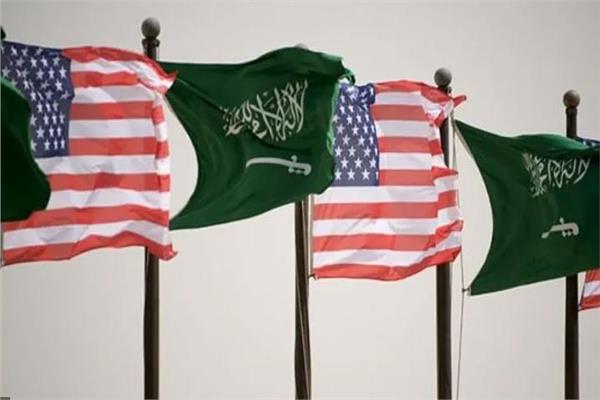 علم السعودية - علم امريكا- 