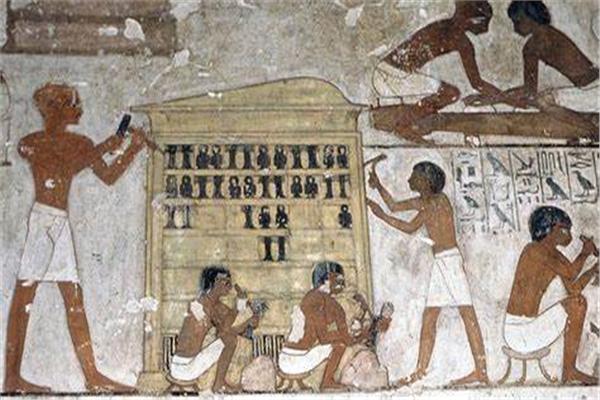  المواقع الأثرية أمدتنا بالكثير من المعلومات عن العمال في مصر القديمة   