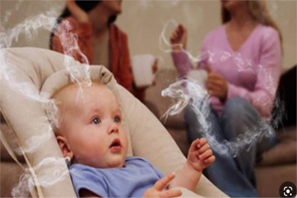 التدخين في غرفة الرضيع يعرّضه للإصابة بسرطان الرئة