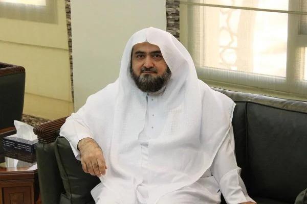 وفاة الشيخ محمد خليل قارئ إمام المسجد النبوي سابقًًا
