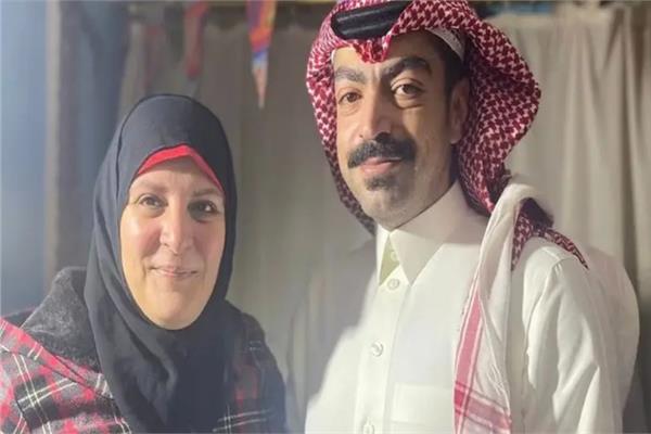 بعد 32 عاماً من الفراق.. قصة عثور شاب سعودي عن والدته المصرية
