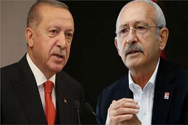 الرئيس التركي رجب طيب أردوغان  ومنافسه زعيم حزب الشعب كمال كليتشدار أوغلو