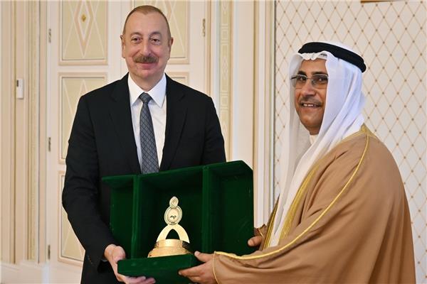 رئيس أذربيجان يستقبل رئيس البرلمان العربي