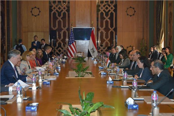 الاجتماع الافتتاحي للمفوضية الاقتصادية المشتركة بين مصر والولايات المتحدة